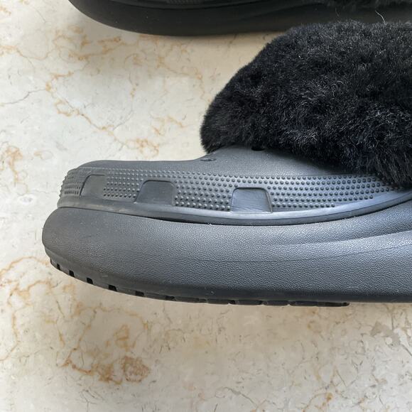 Crocs Furever Crush Black fur Lined chunky Clogs Mens size 8 womens size 10 fur - Picture 8 of 16